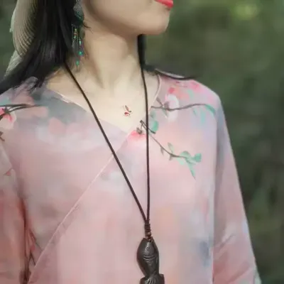  PINK FLORAL V-NECK SHIRT